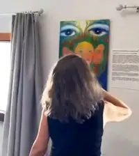 Inauguration of the Gallery of Synthesis, a visitor looking at a picture